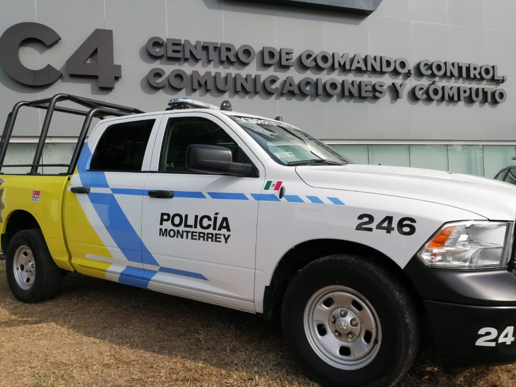 Nueva Imagen para Policía de Monterrey. Adrián de la Garza.