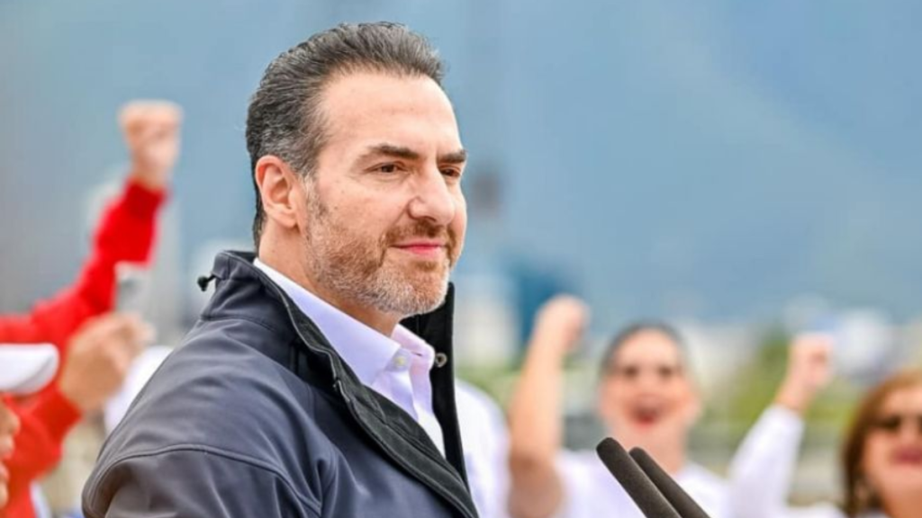 Adrián de la Garza impulsa el desarrollo económico de Monterrey en 2024.