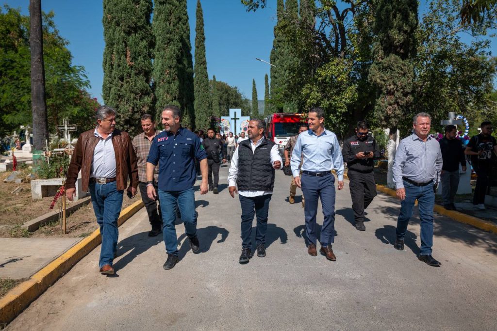 31125-cambiandomty - Cambiando Mty Operativo-de-limpieza-de-panteones-municipales-para-el-día-de-muertos-en-monterrey