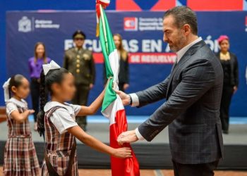 Cambiando Mty Renueva Municipio Banderas Nacionales a 50 Escuelas Públicas - Cambiando Mty Banderas-nacionales-monterrey - Cambiando Mty