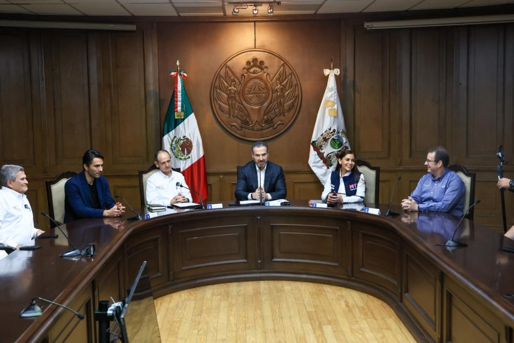 Maratón-powerade-convenio-deporte-vida-saludable-turismo-deportivo-monterrey-corredores