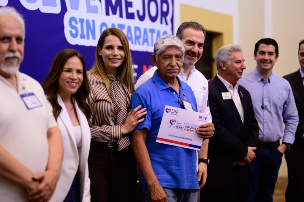 647049238_1224997779788536_7161851879928940897_n - Cambiando Mty Monterrey Se Ve Mejor Sin Cataratas Busca 400 Cirugías De Cataratas Gratis Alcalde Entregó Los Primeros Ceritifcados