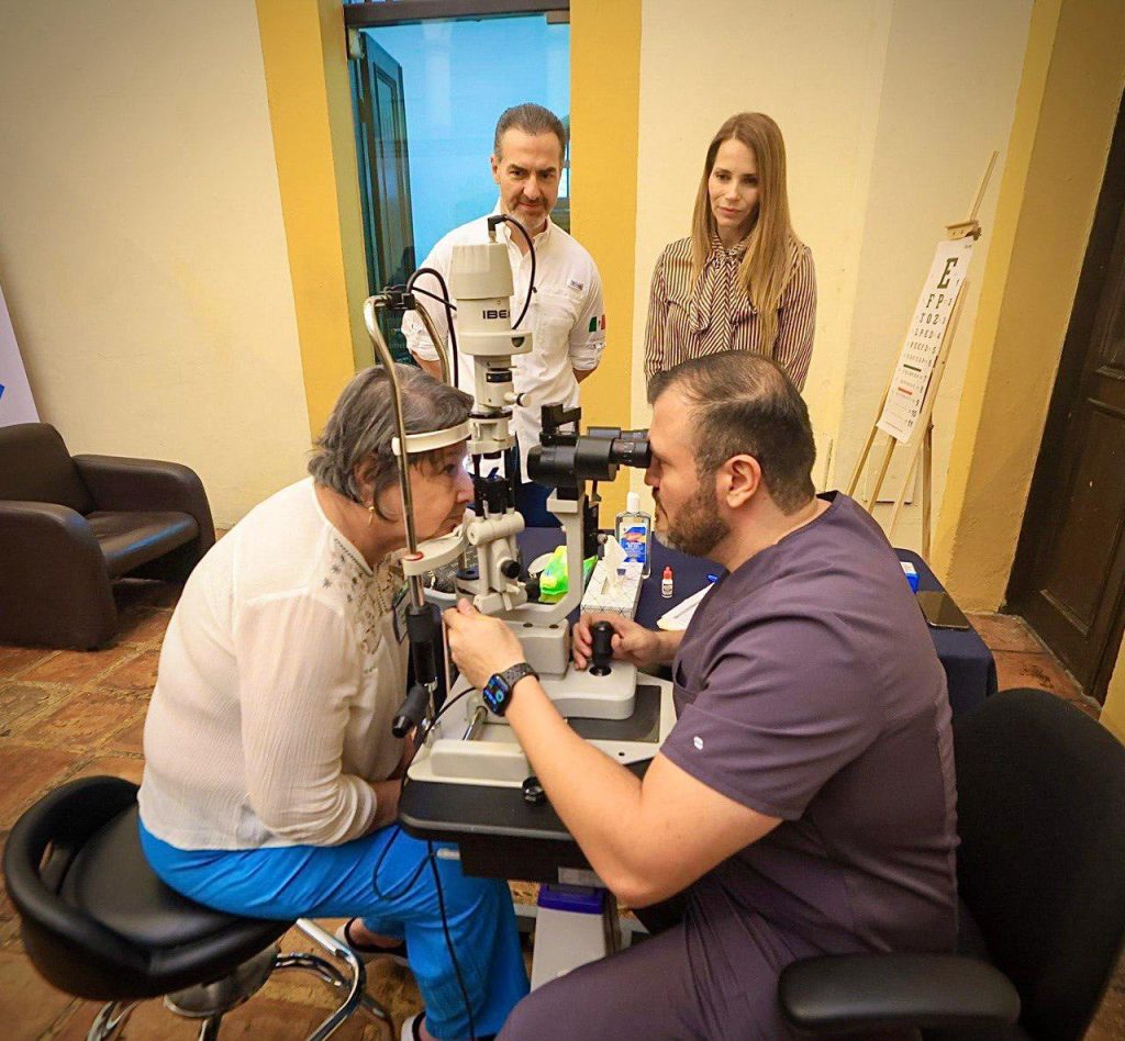 647412825_1224998099788504_2562061282536949775_n - Cambiando Mty Monterrey Se Ve Mejor Sin Cataratas Busca 400 Cirugías De Cataratas Gratis Alcalde Entregó Los Primeros Ceritifcados