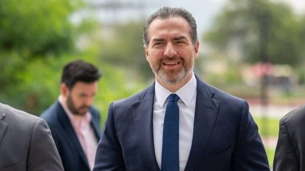 Adrian de la Garza